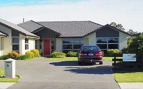 Halkett Grove Bed And Breakfast 4*